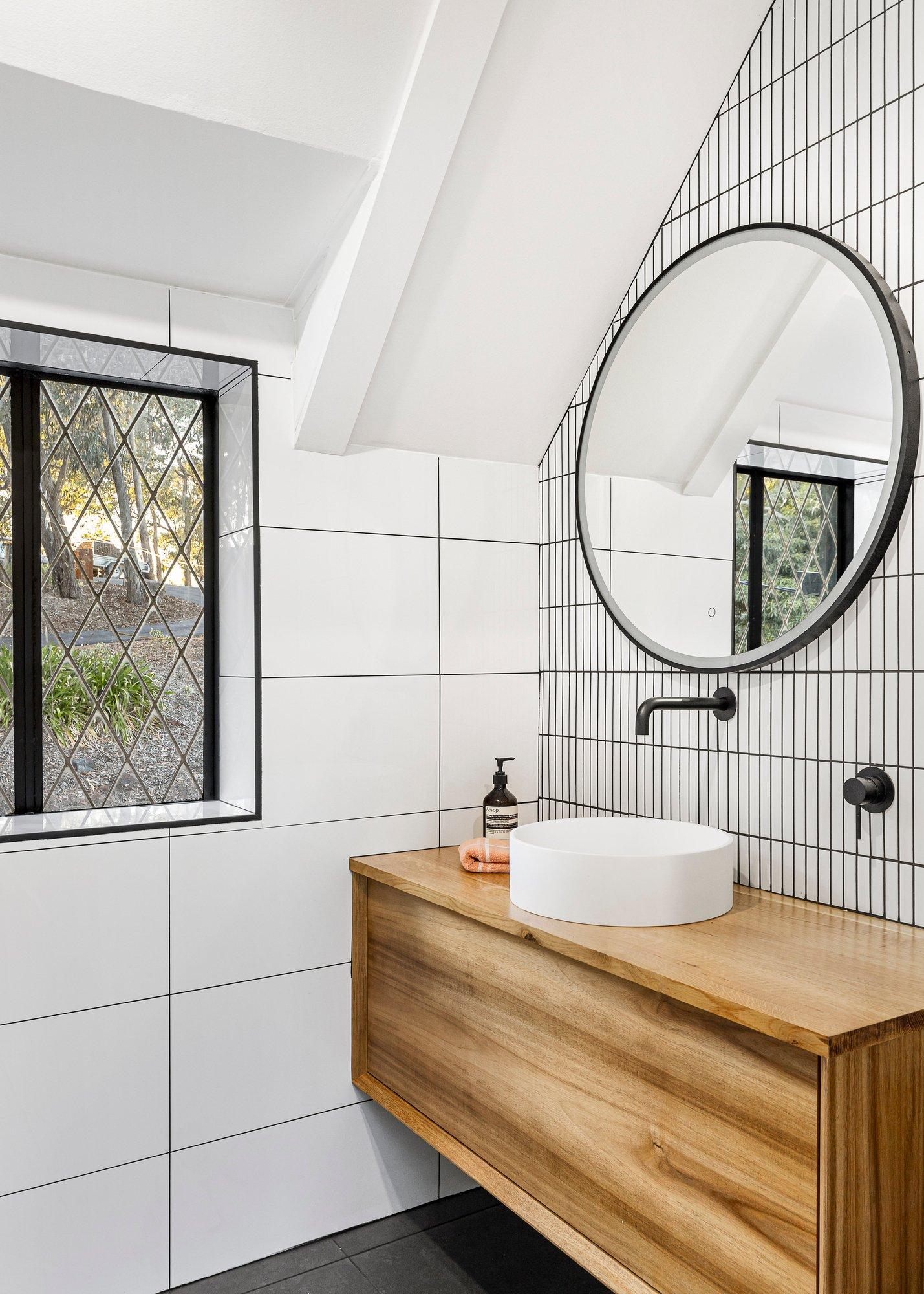 14-16 Grandview Road, Warrandyte, 3113