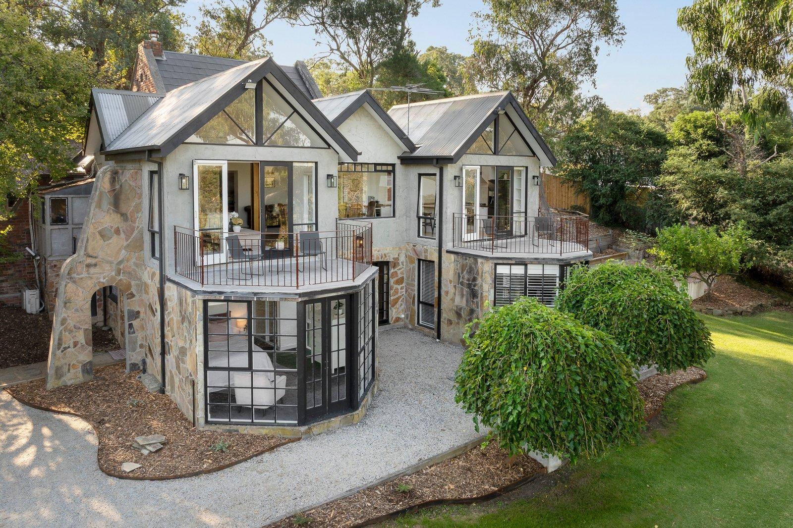 14-16 Grandview Road, Warrandyte, 3113