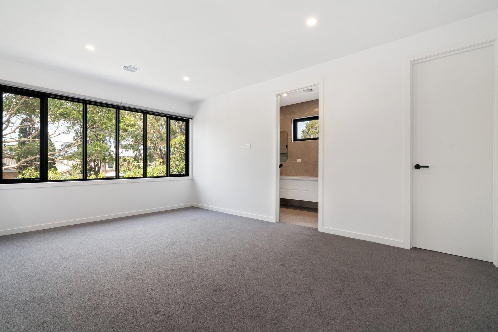 14 Tyalla Grove, Mornington, 3931