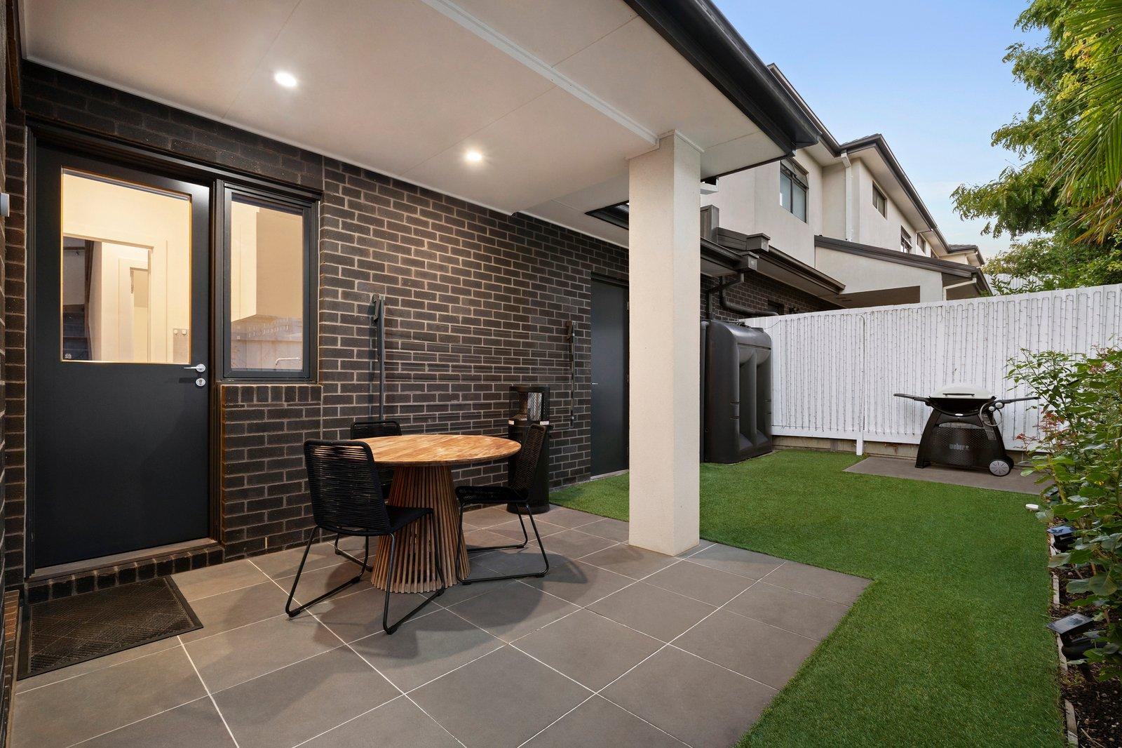 1/4 Garden Road, Camberwell, 3124