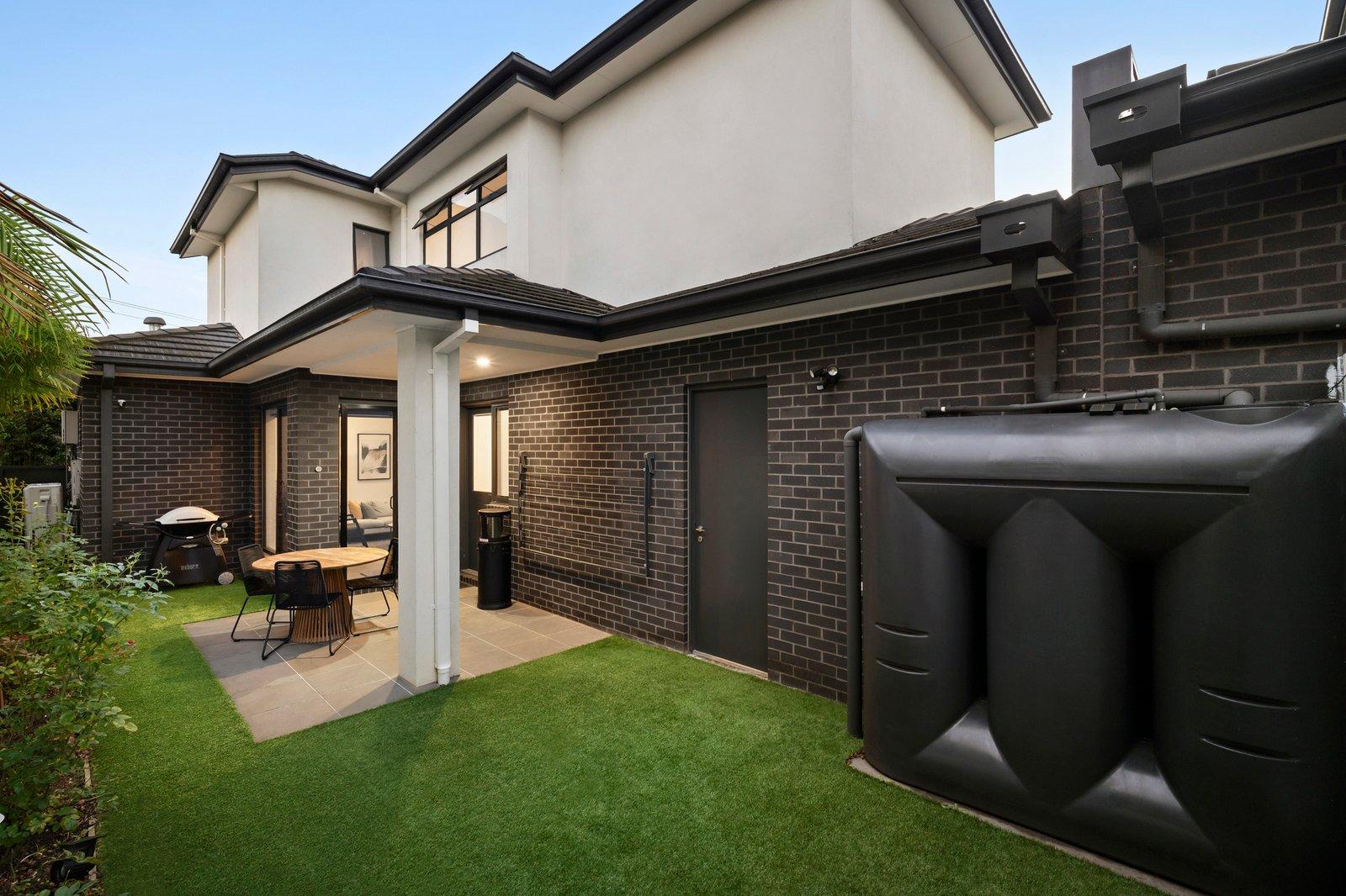 1/4 Garden Road, Camberwell, 3124