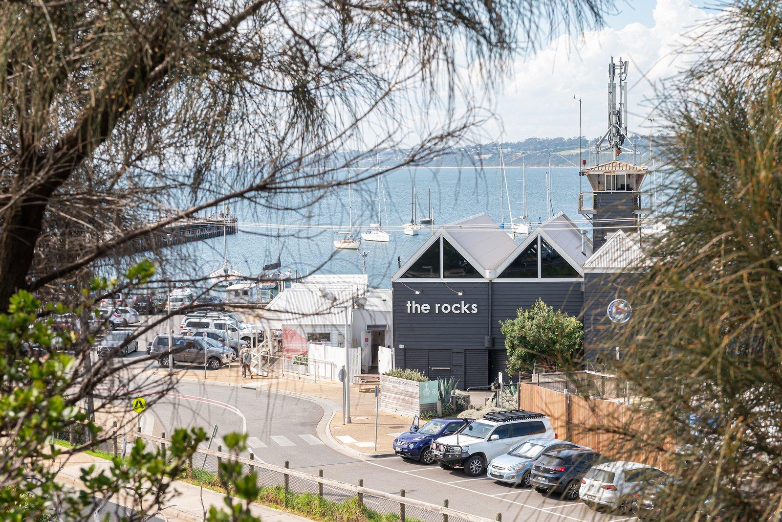 1/42 Hampden Street, Mornington, 3931