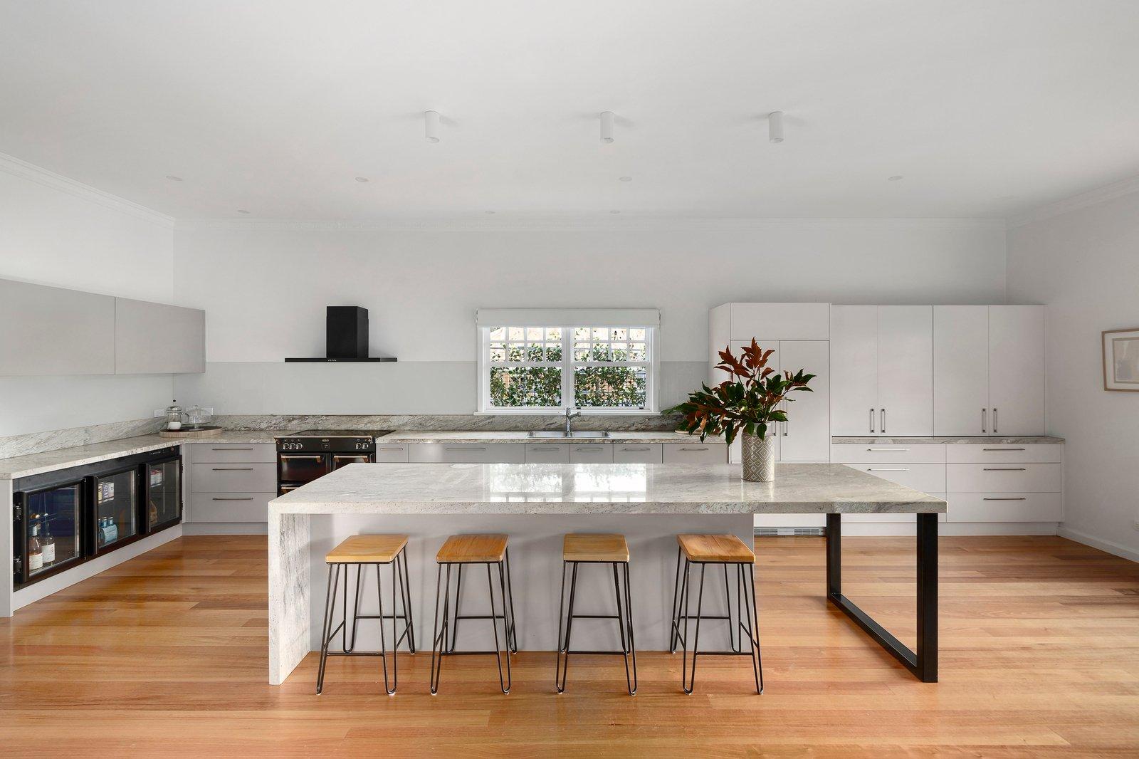 16 Aylmer Street, Balwyn North, 3104