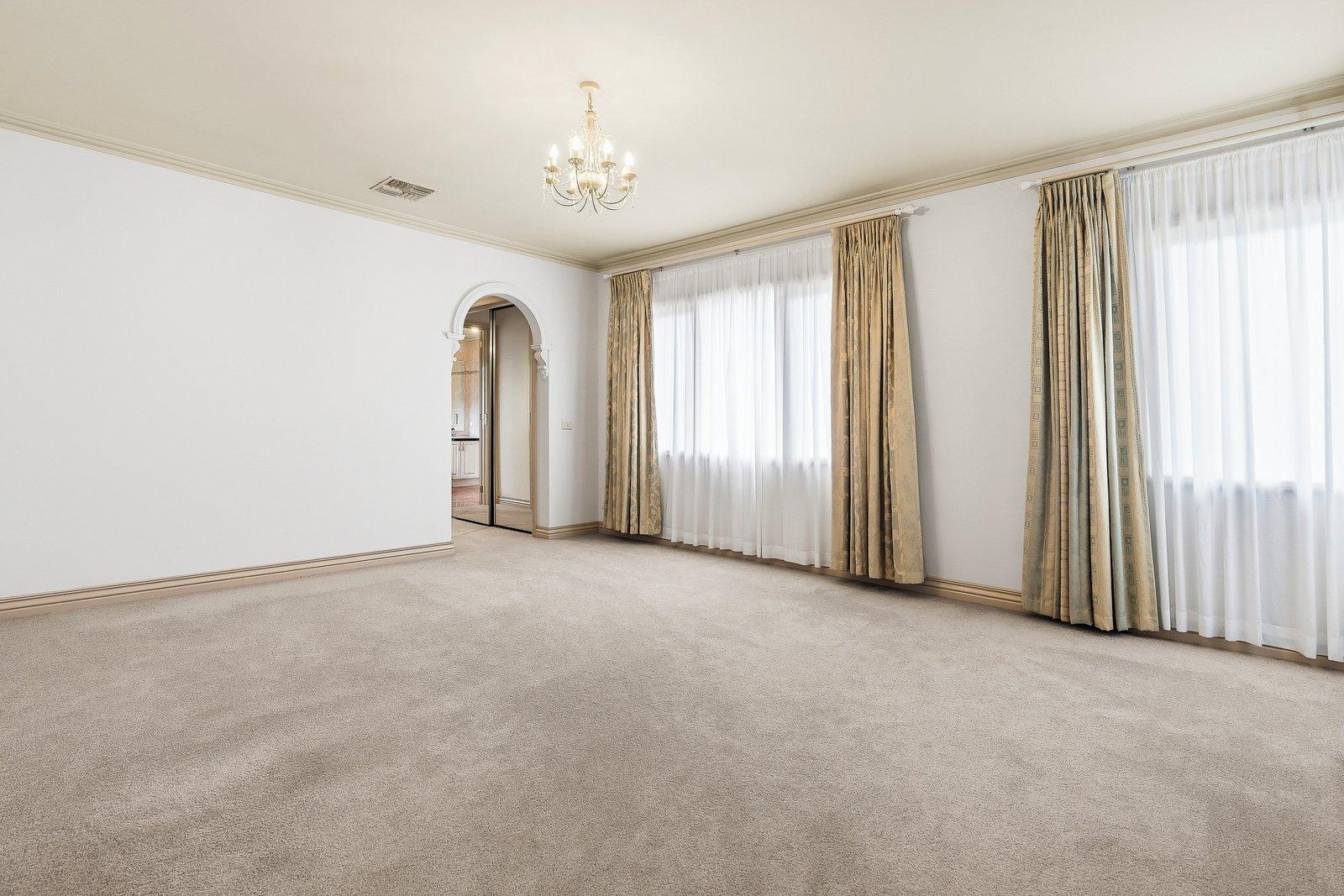 16 Henley Street, Balwyn, 3103