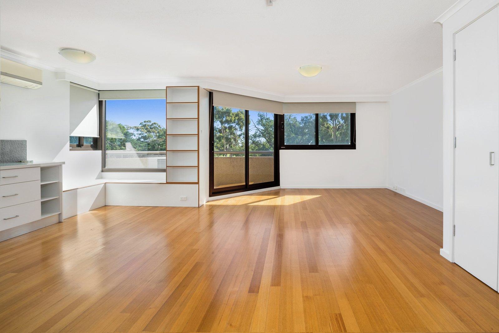 16/27 Queens Road, Melbourne, 3004