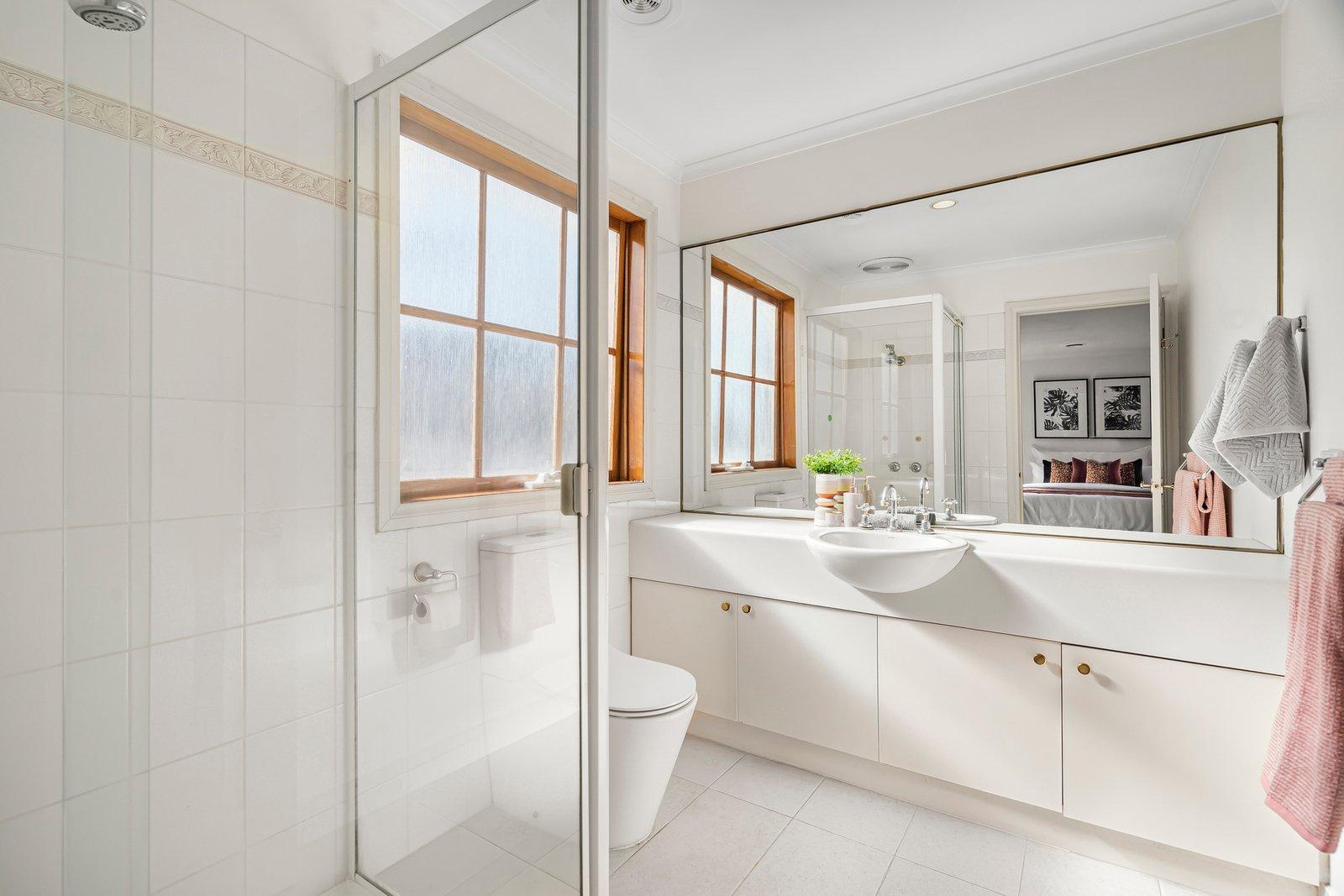 1/63 Hampshire Road, Doncaster, 3108