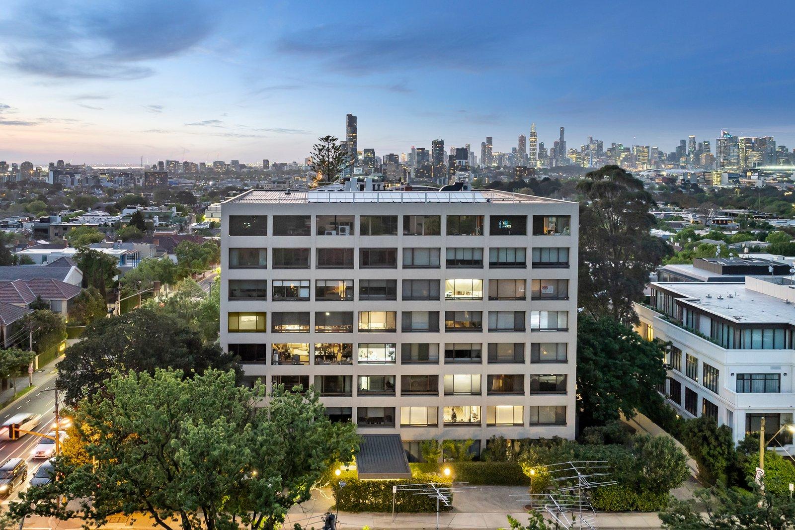16/703 Orrong Road, Toorak, 3142