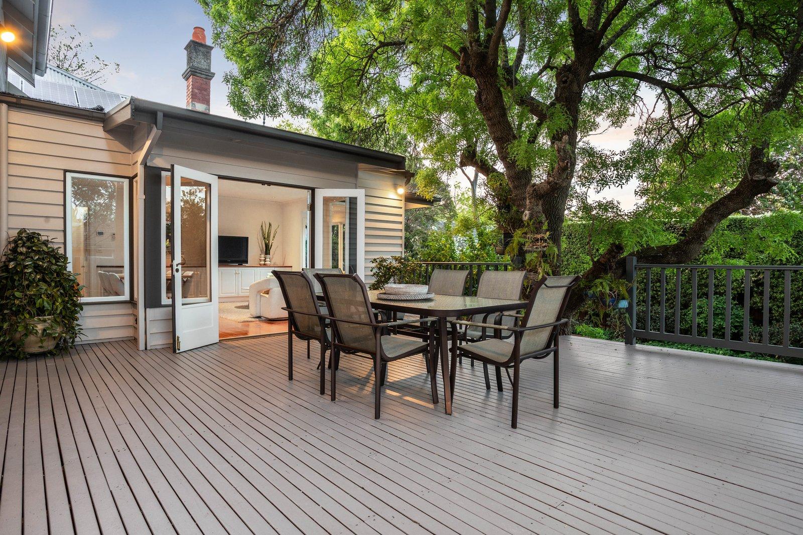 17 Essex Road, Surrey Hills, 3127