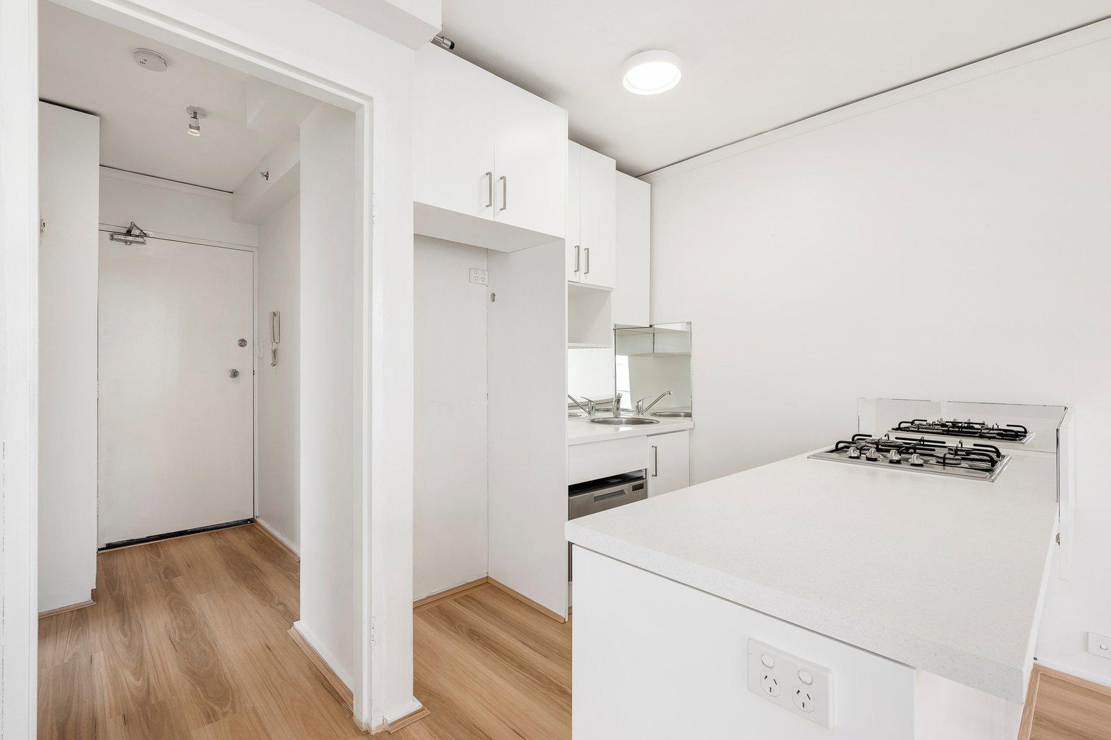 18/350 Beaconsfield Parade, St Kilda West, 3182