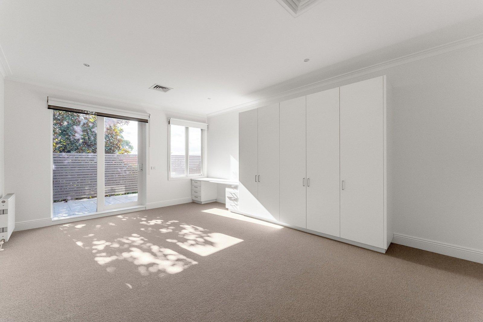 1A Mernda Road, Kooyong, 3144