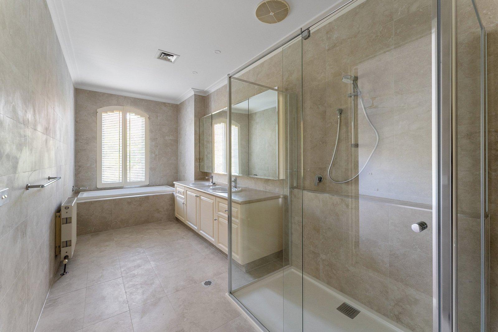 1A Mernda Road, Kooyong, 3144