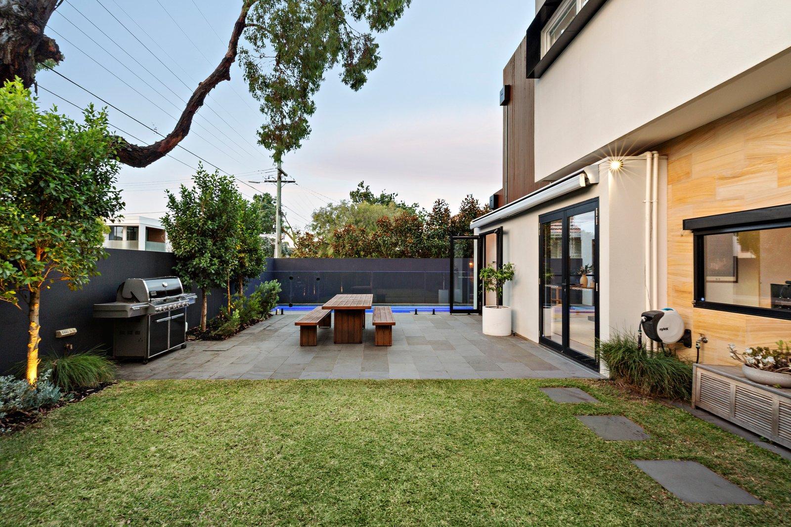 1a Raynes Park Road, Hampton, 3188