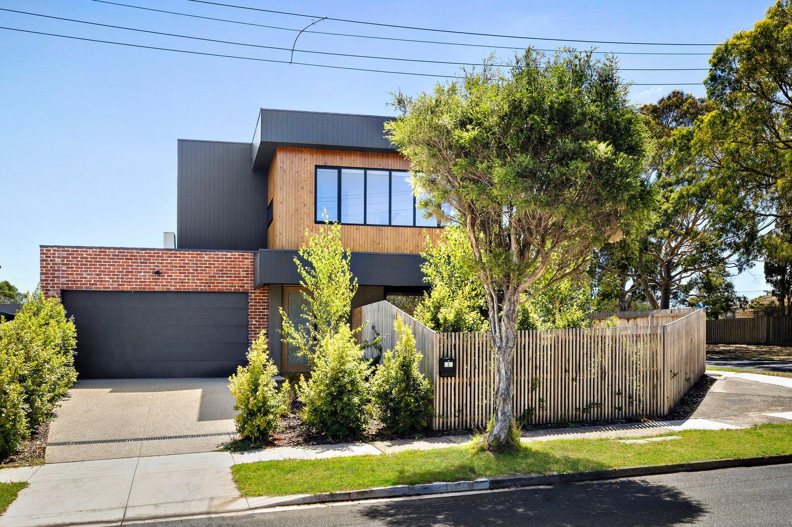 2 Moona Avenue, Mornington, 3931