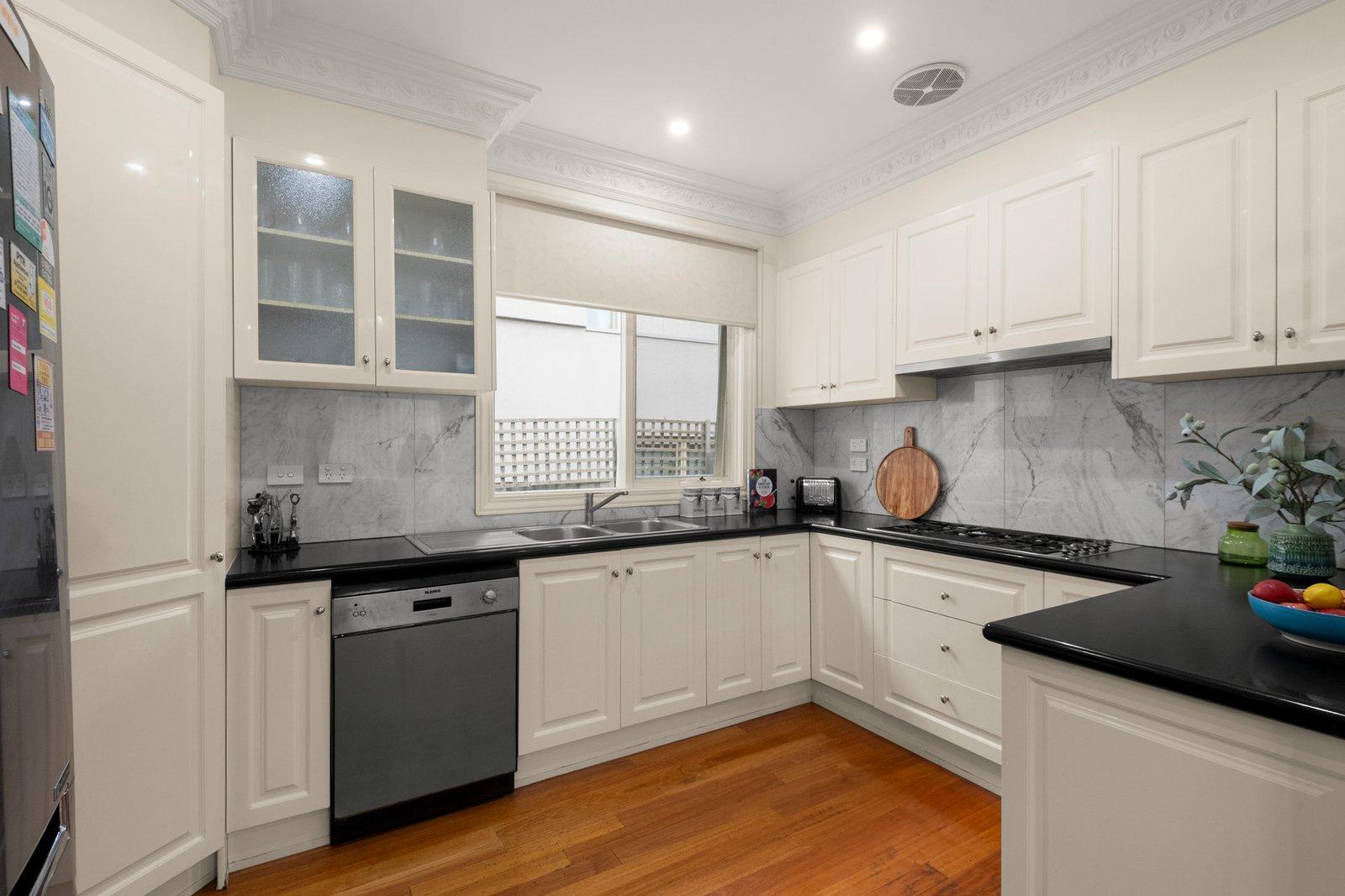 2 Dight Avenue, Balwyn North, 3104