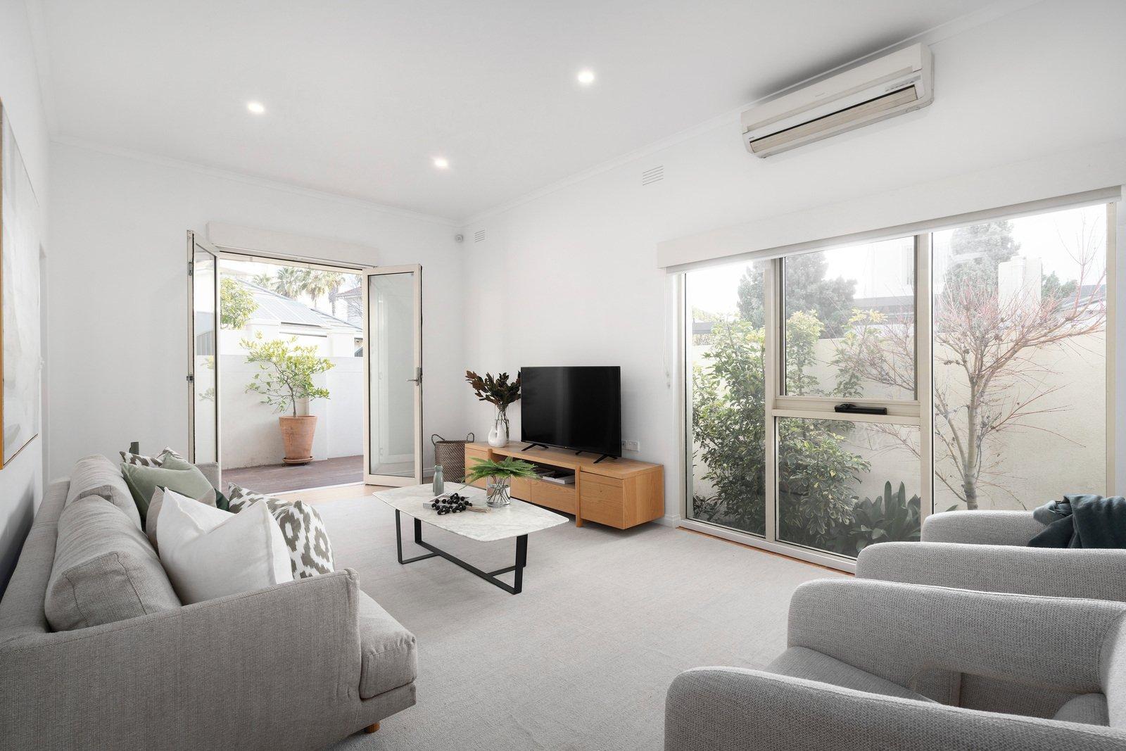 2 Little Swallow Street, Port Melbourne, 3207