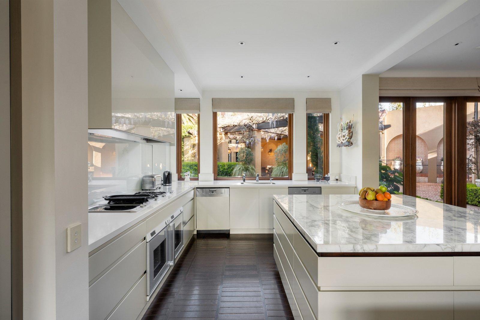 2 Towers Road, Toorak, 3142