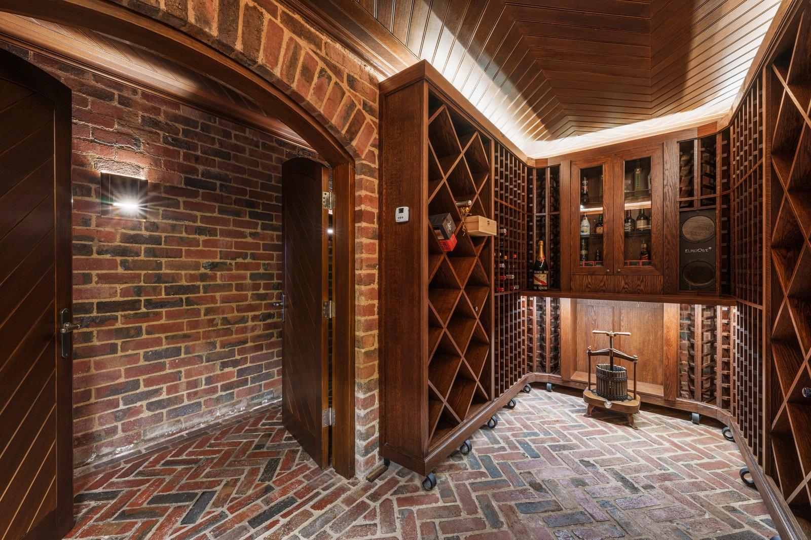 2 Towers Road, Toorak, 3142