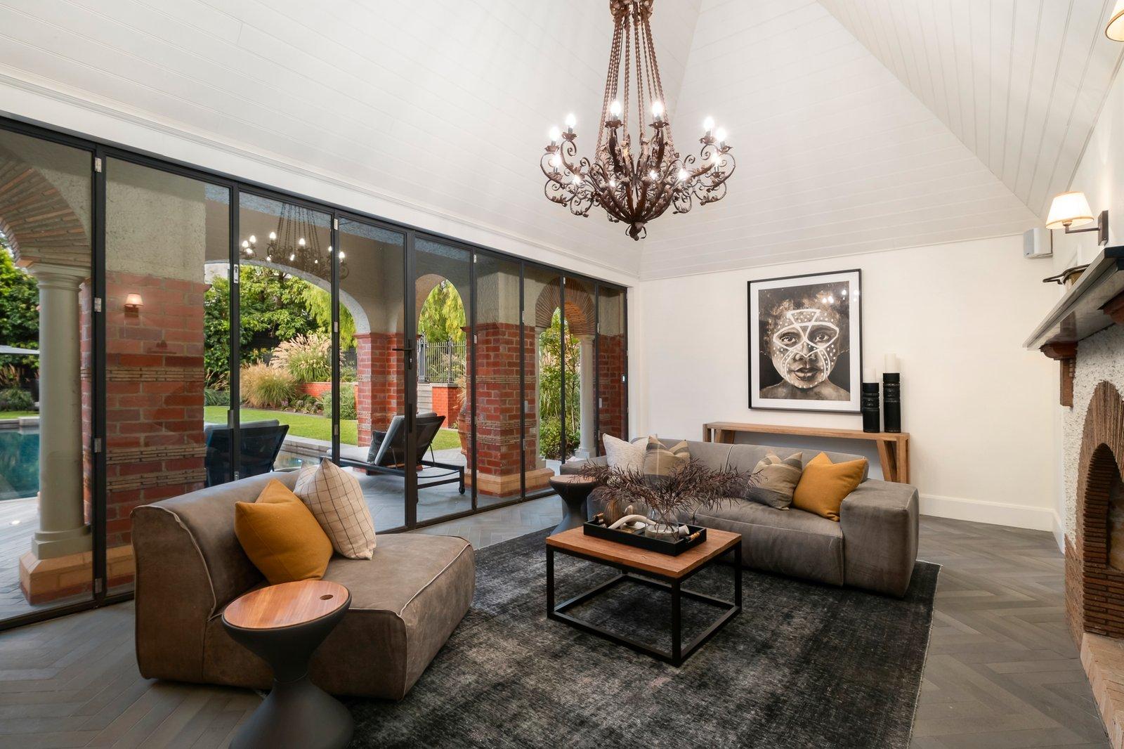 21 Barry Street, Kew, 3101