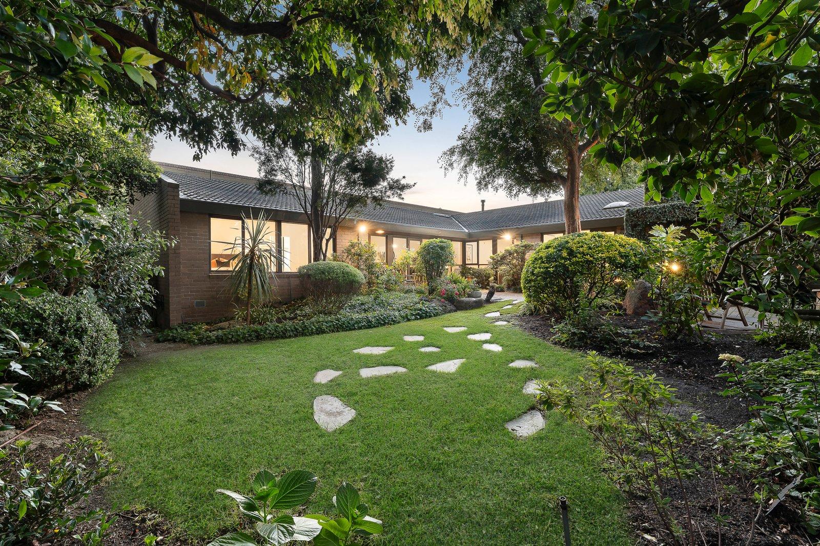 2/1 Hamilton Road, Malvern, 3144