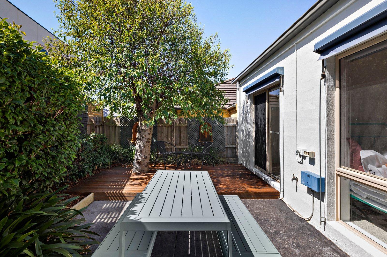 2/105 Tanti Avenue, Mornington, 3931