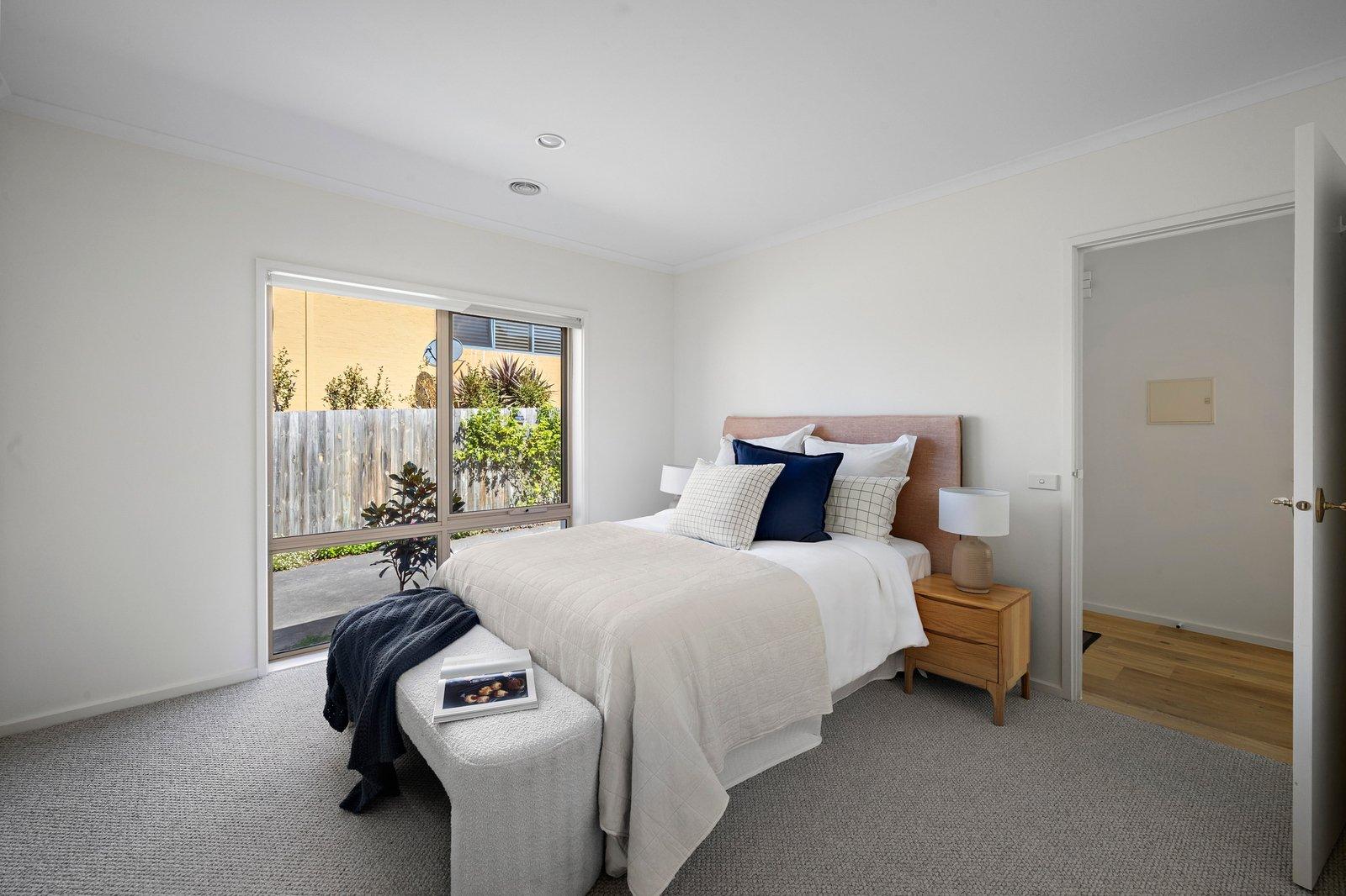 2/105 Tanti Avenue, Mornington, 3931