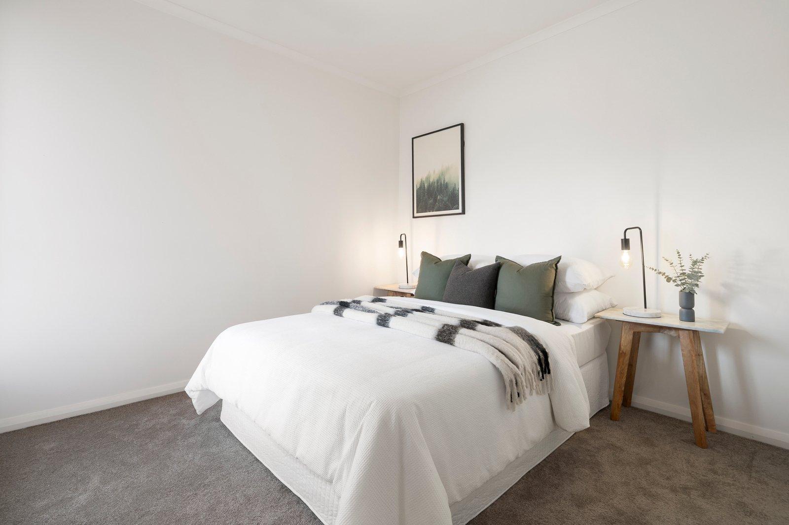 2/10 Clapham Road, Hughesdale, 3166