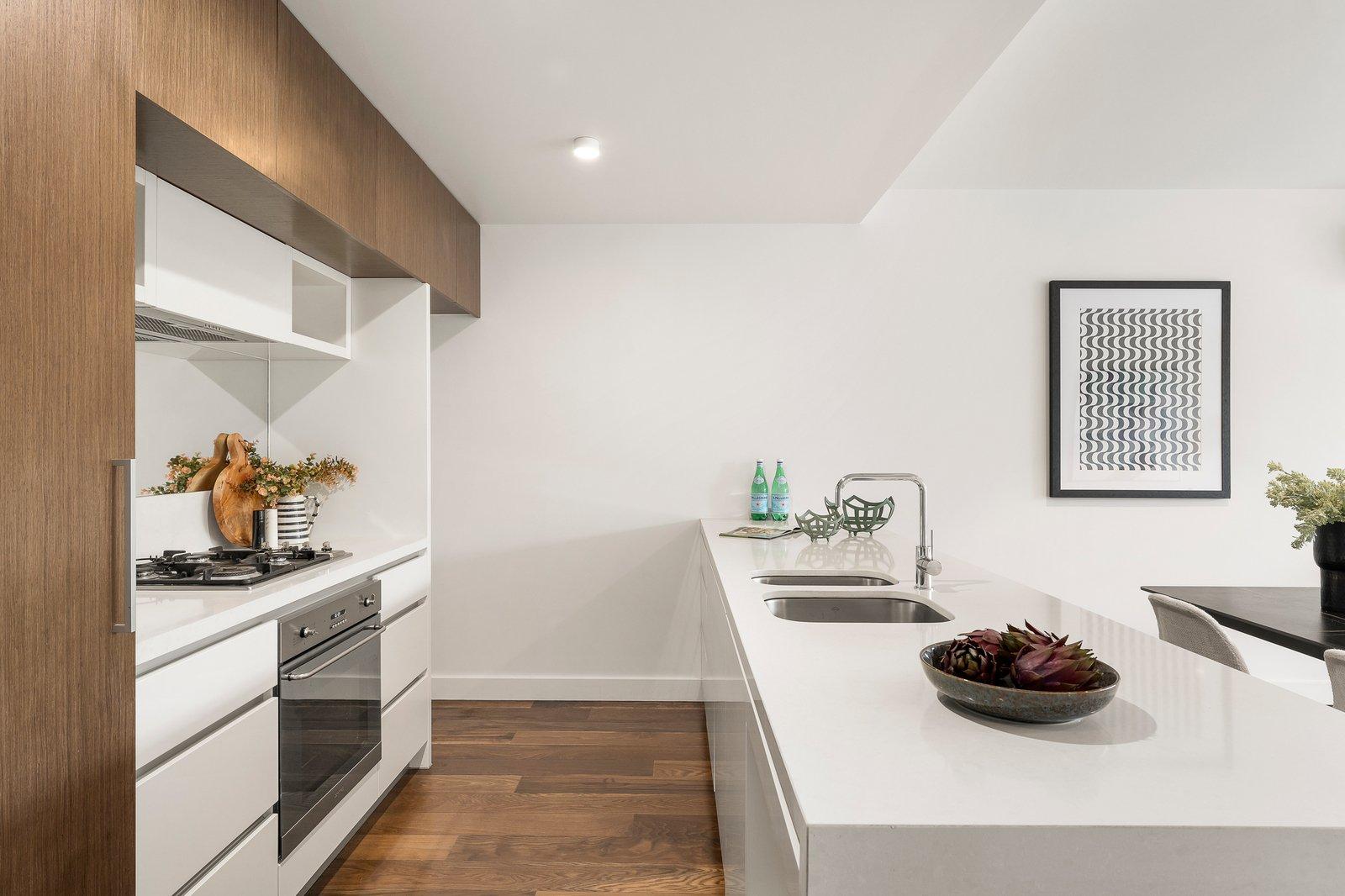 210/201 Whitehorse Road, Balwyn, 3103