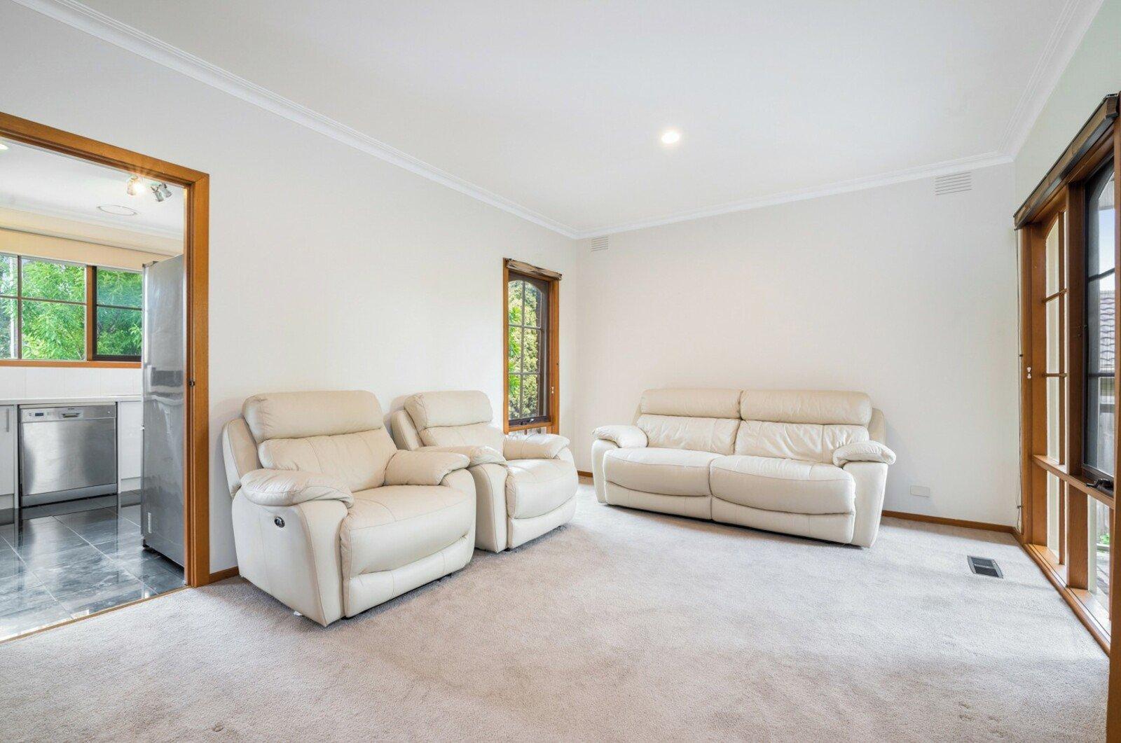 2/11 Valerie Street, Kew East, 3102