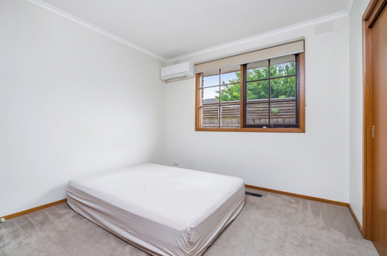 2/11 Valerie Street, Kew East, 3102