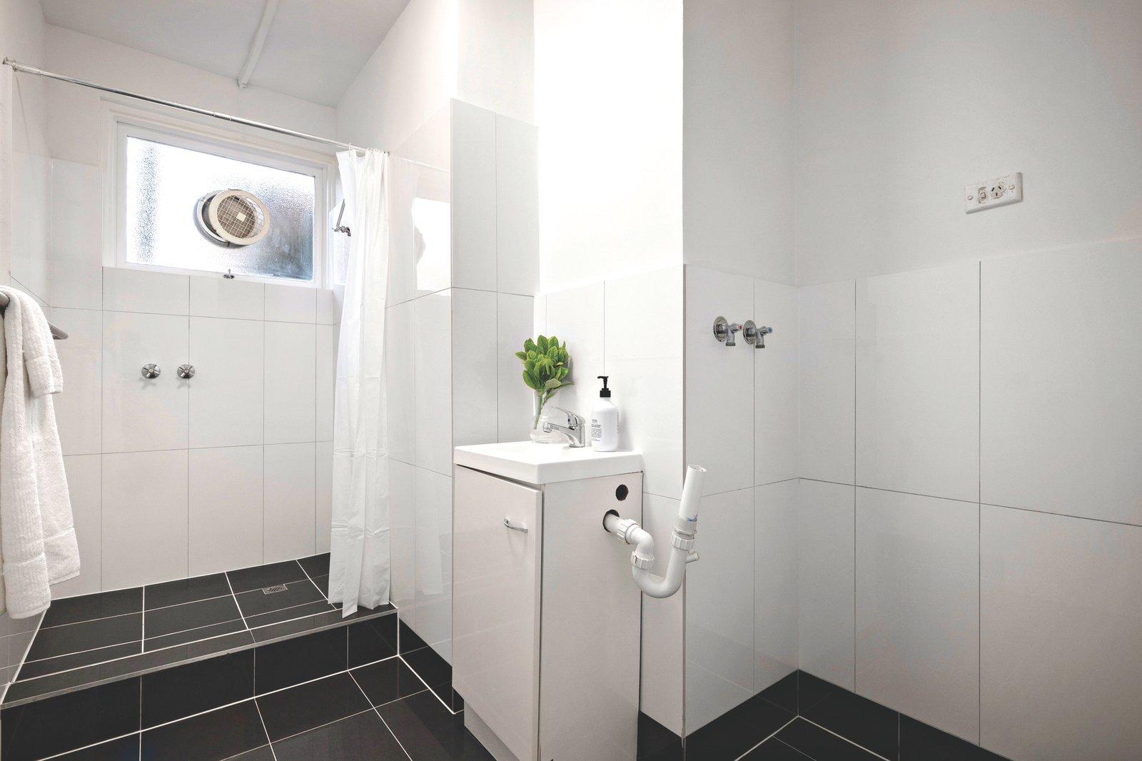 2/2 Selwyn Avenue, Elwood, 3184