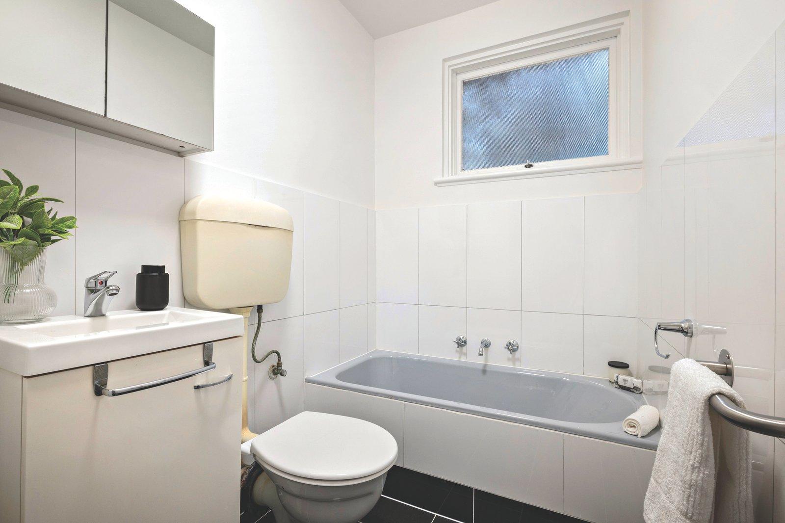 2/2 Selwyn Avenue, Elwood, 3184