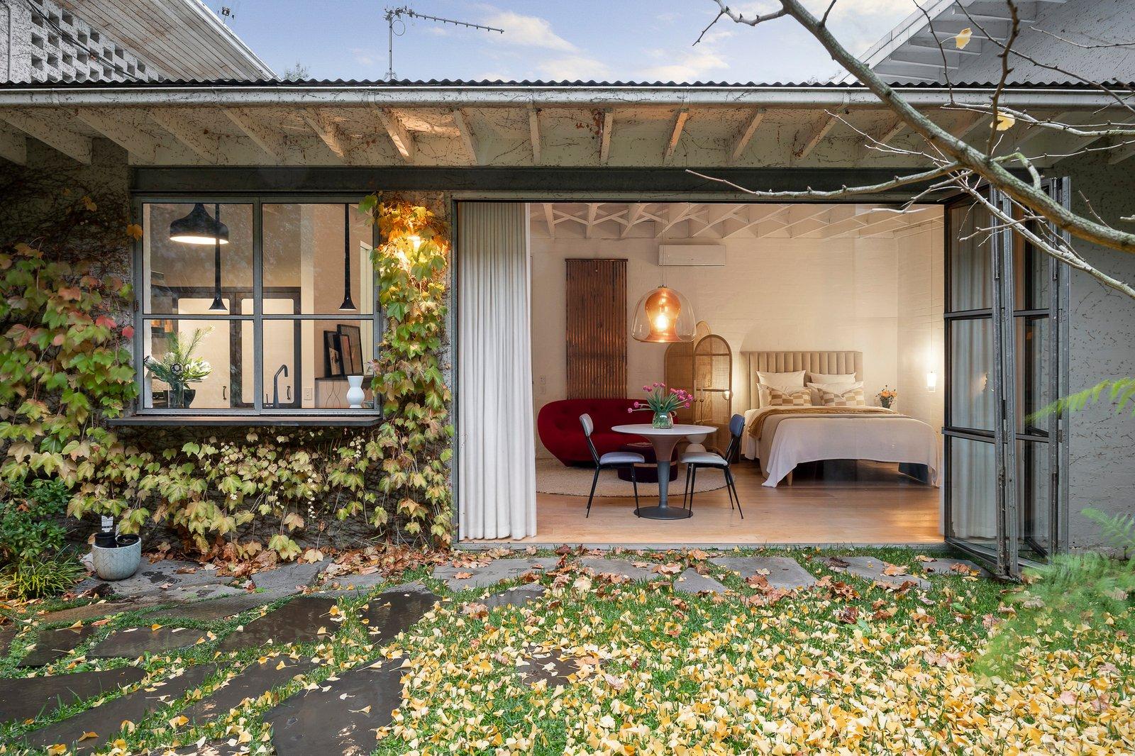 2/24 Hill Street, Toorak, 3142