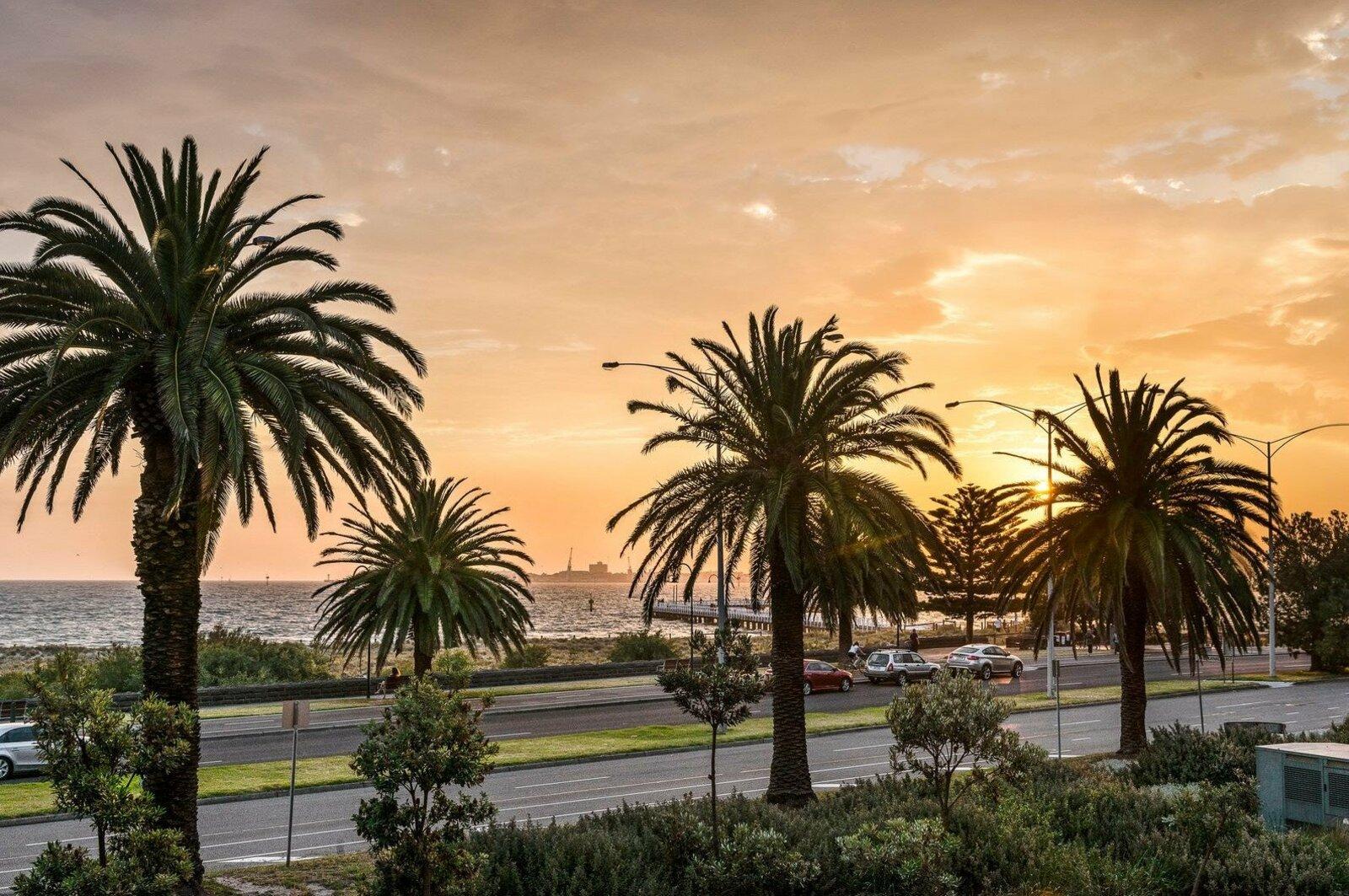 2/29 Beaconsfield Parade, Port Melbourne, 3207