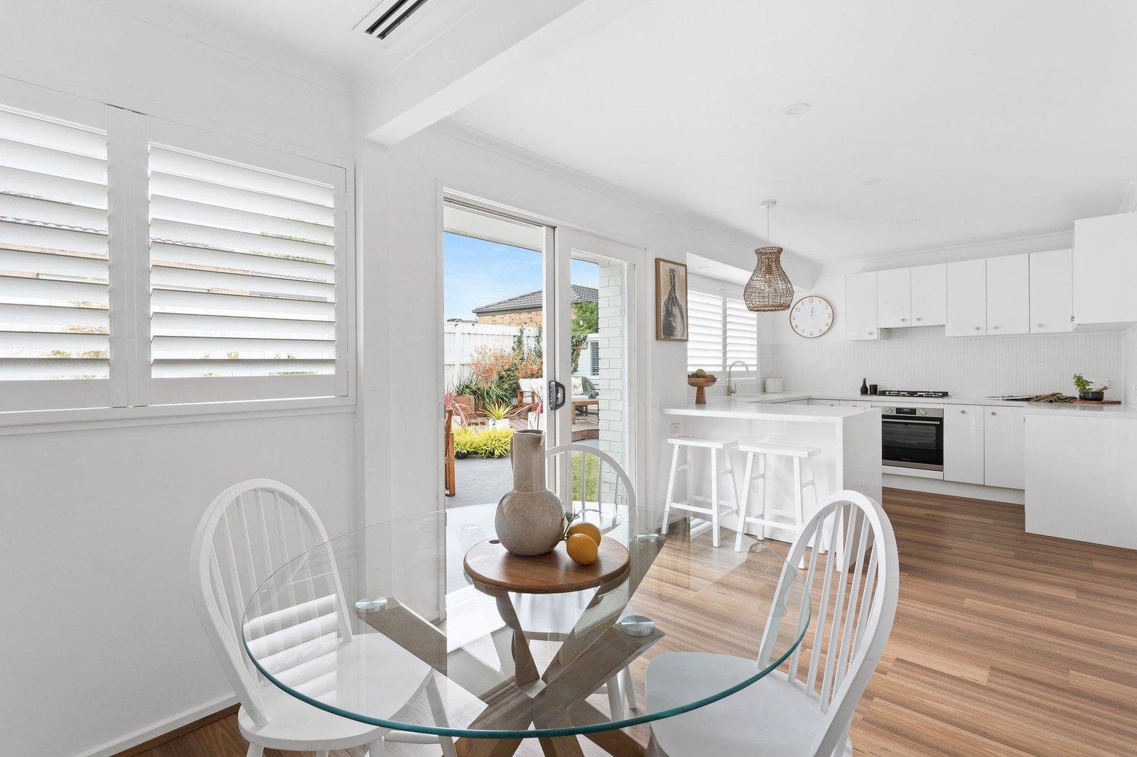 2/3 Ruth Road, Mornington, 3931