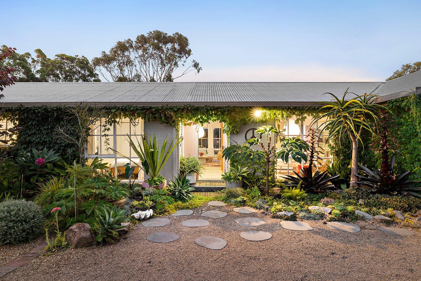 24 Beach Hill Avenue, Somers, 3927