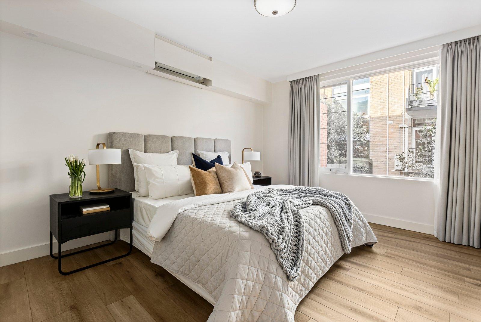 2/4 Maple Grove, Toorak, 3142