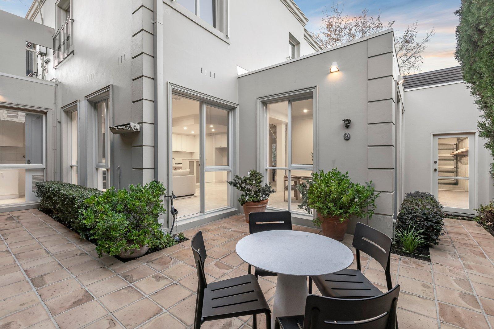 2/48 Denbigh Road, Armadale, 3143