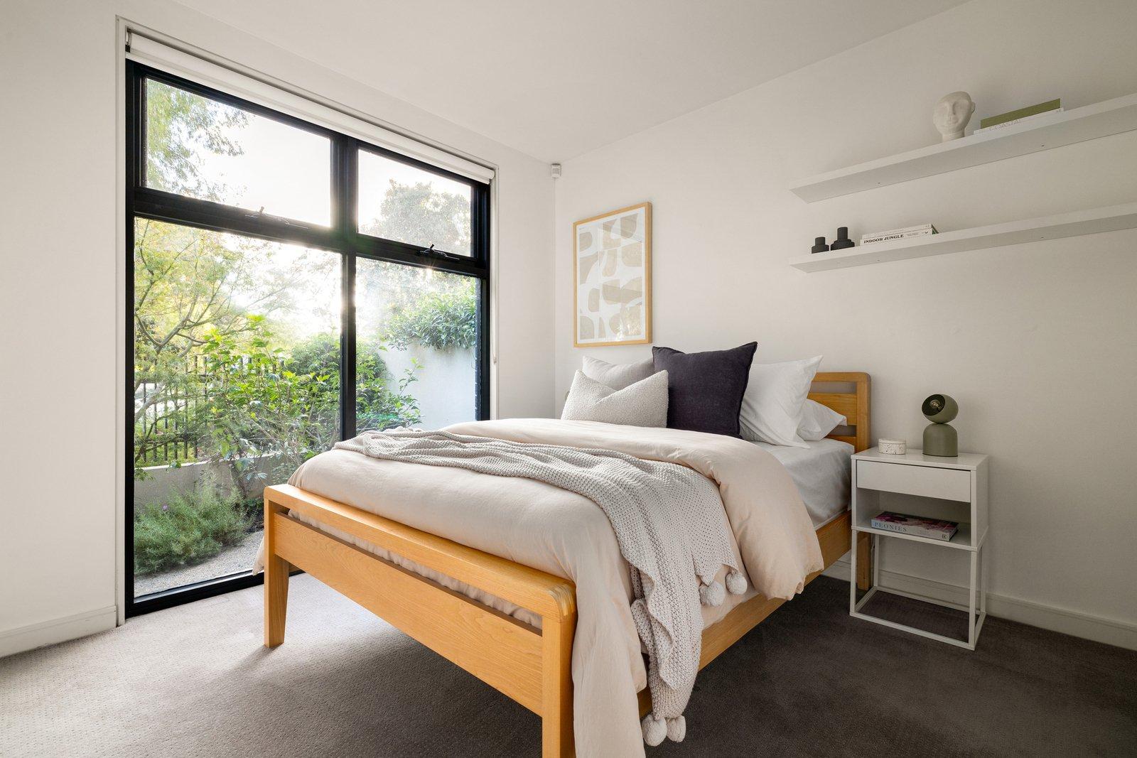 25 Danks Street, Albert Park, 3206