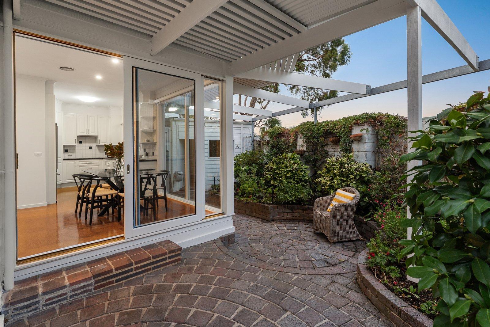 25 Evelina Road, Toorak, 3142