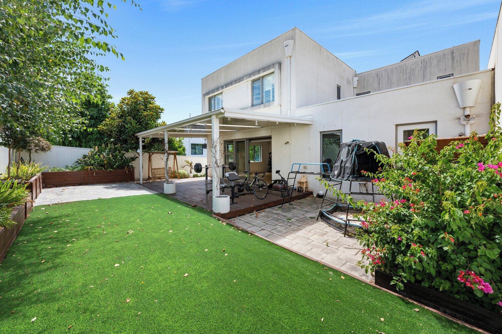 25 Lower Drive, Kew, 3101