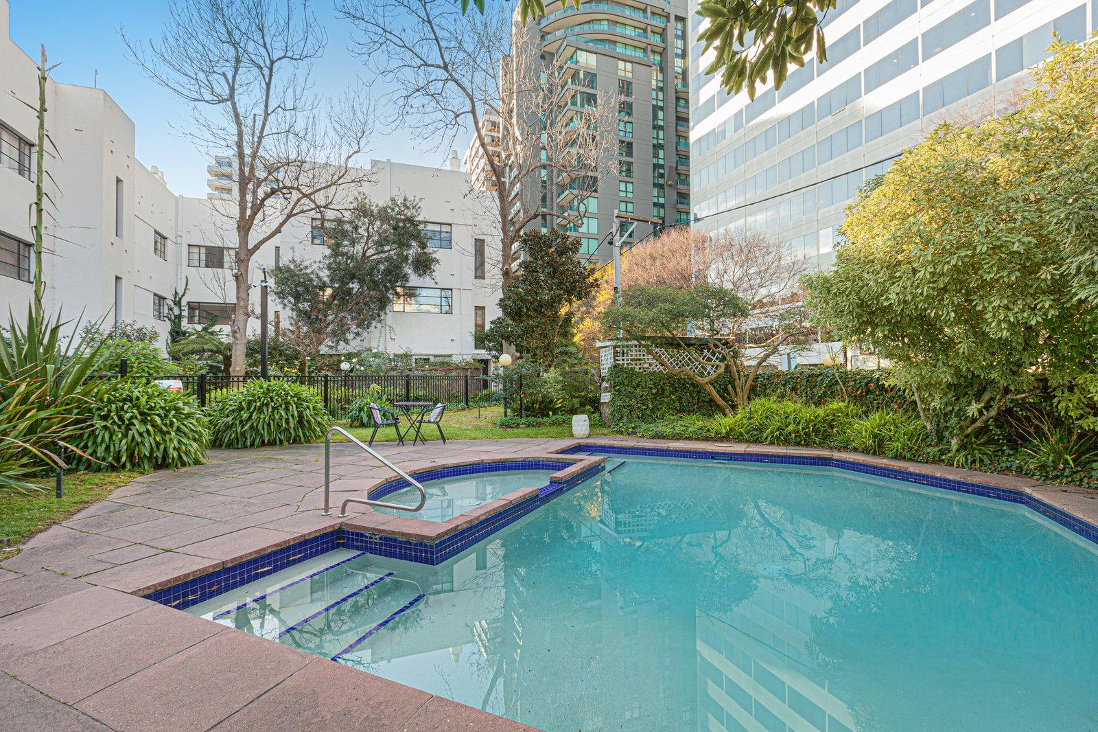 26/32 Queens Road, Melbourne, 3004