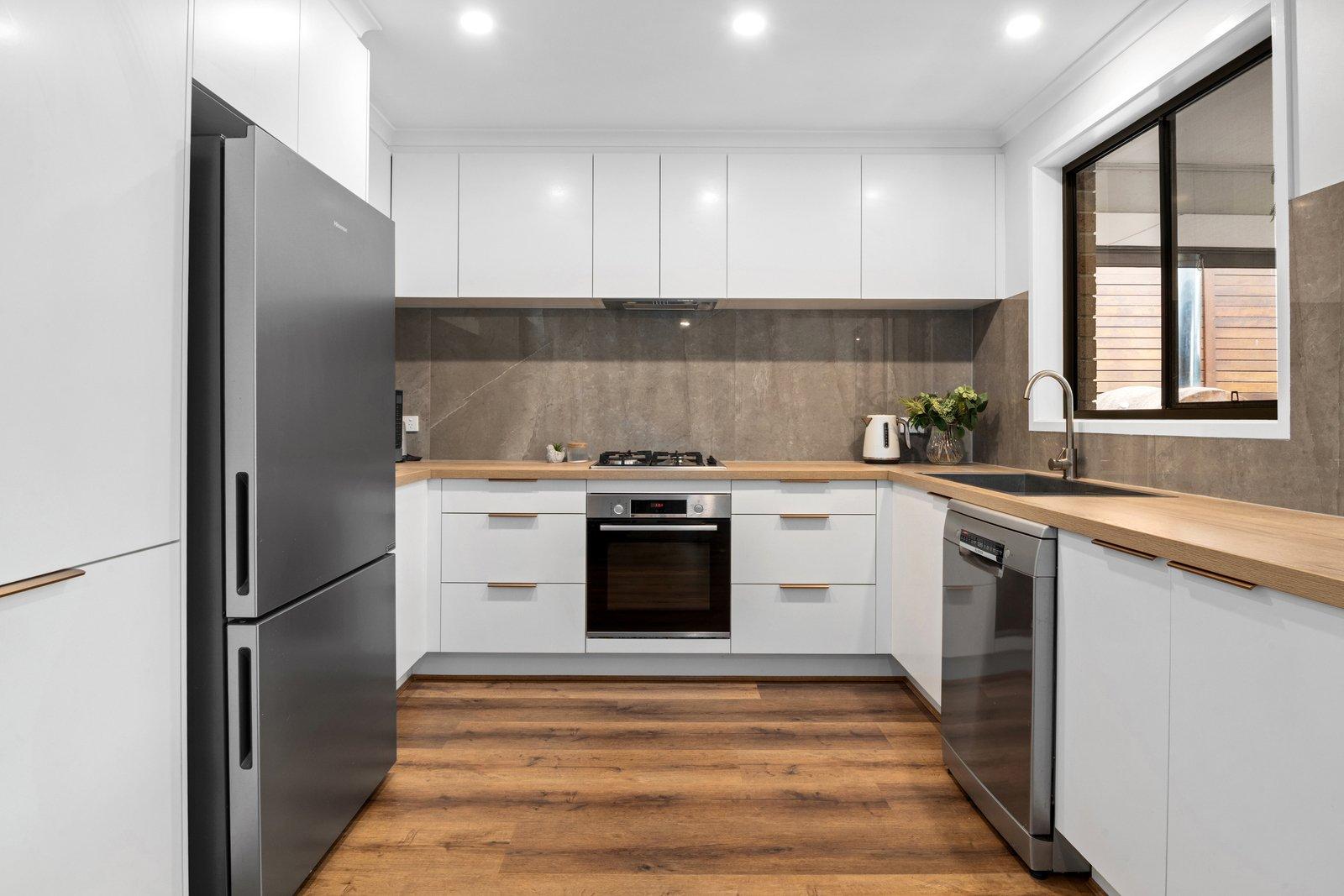 27 Elspeth Circuit, Mount Martha, 3934