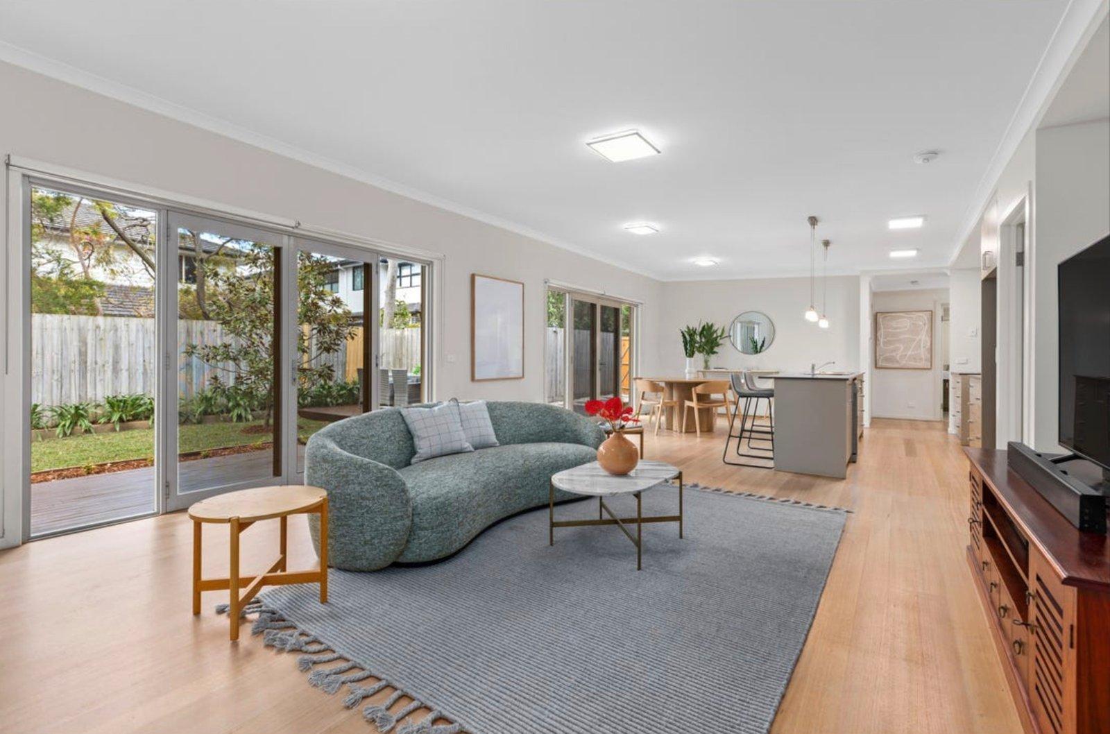 2/9 Baker Street, Murrumbeena, 3163