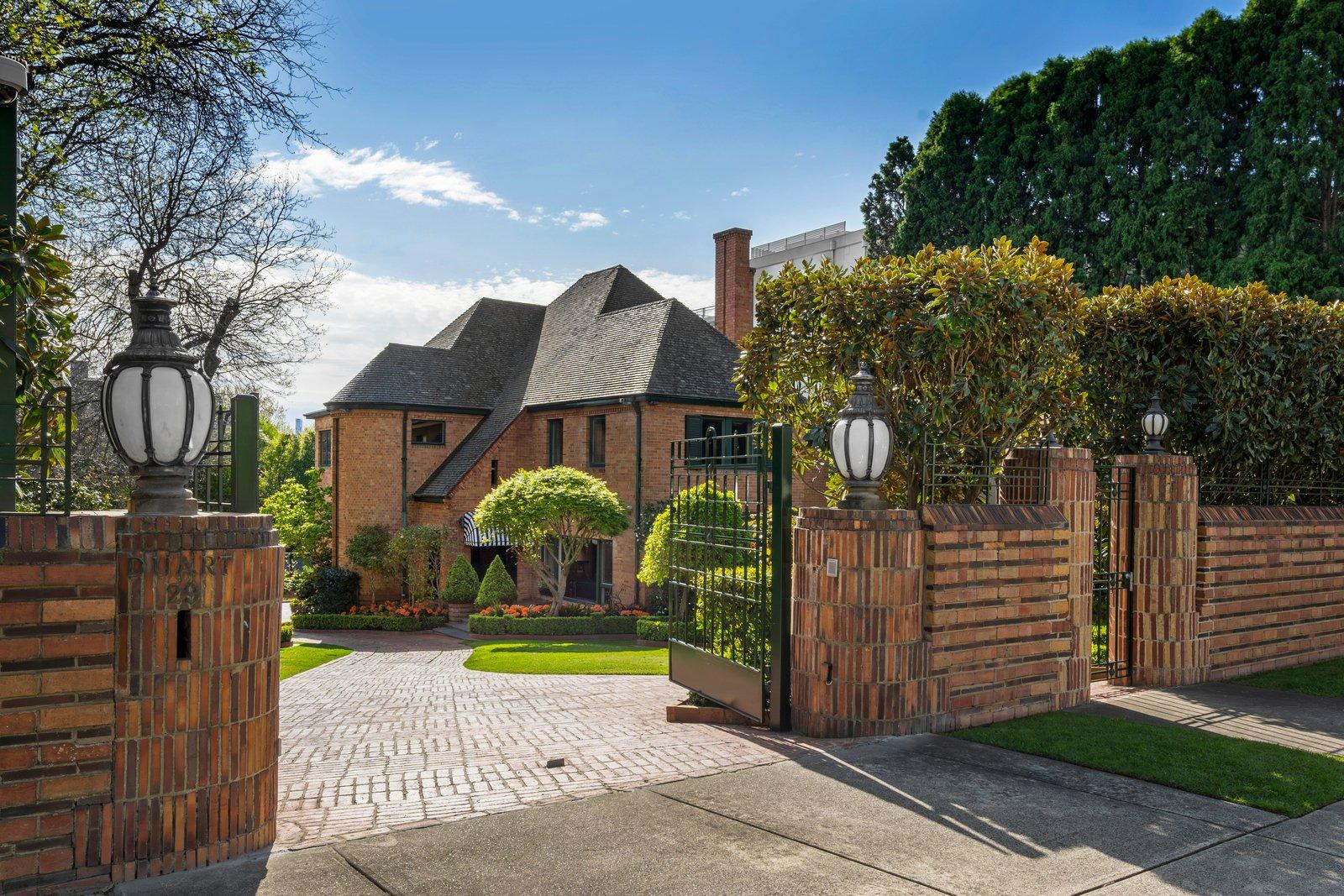 29 Lansell Road, Toorak, 3142