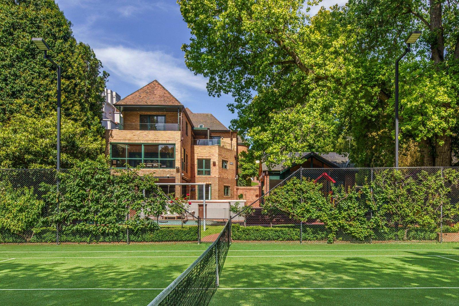 29 Lansell Road, Toorak, 3142