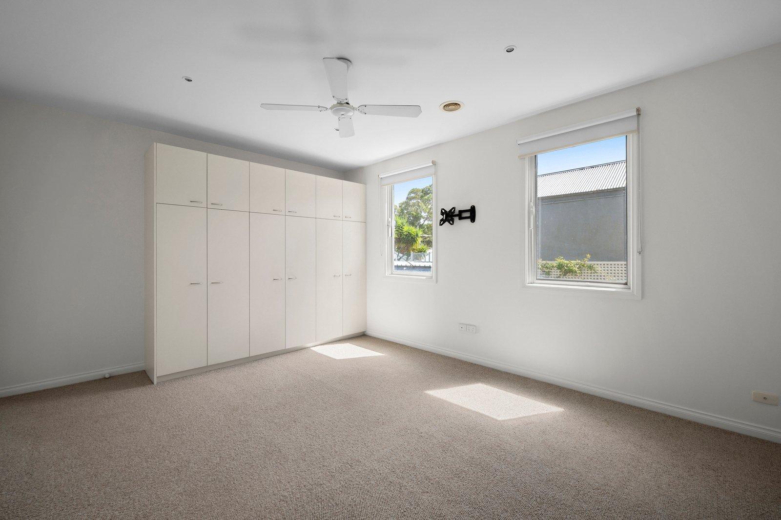 2A Nimmo Street, Middle Park, 3206