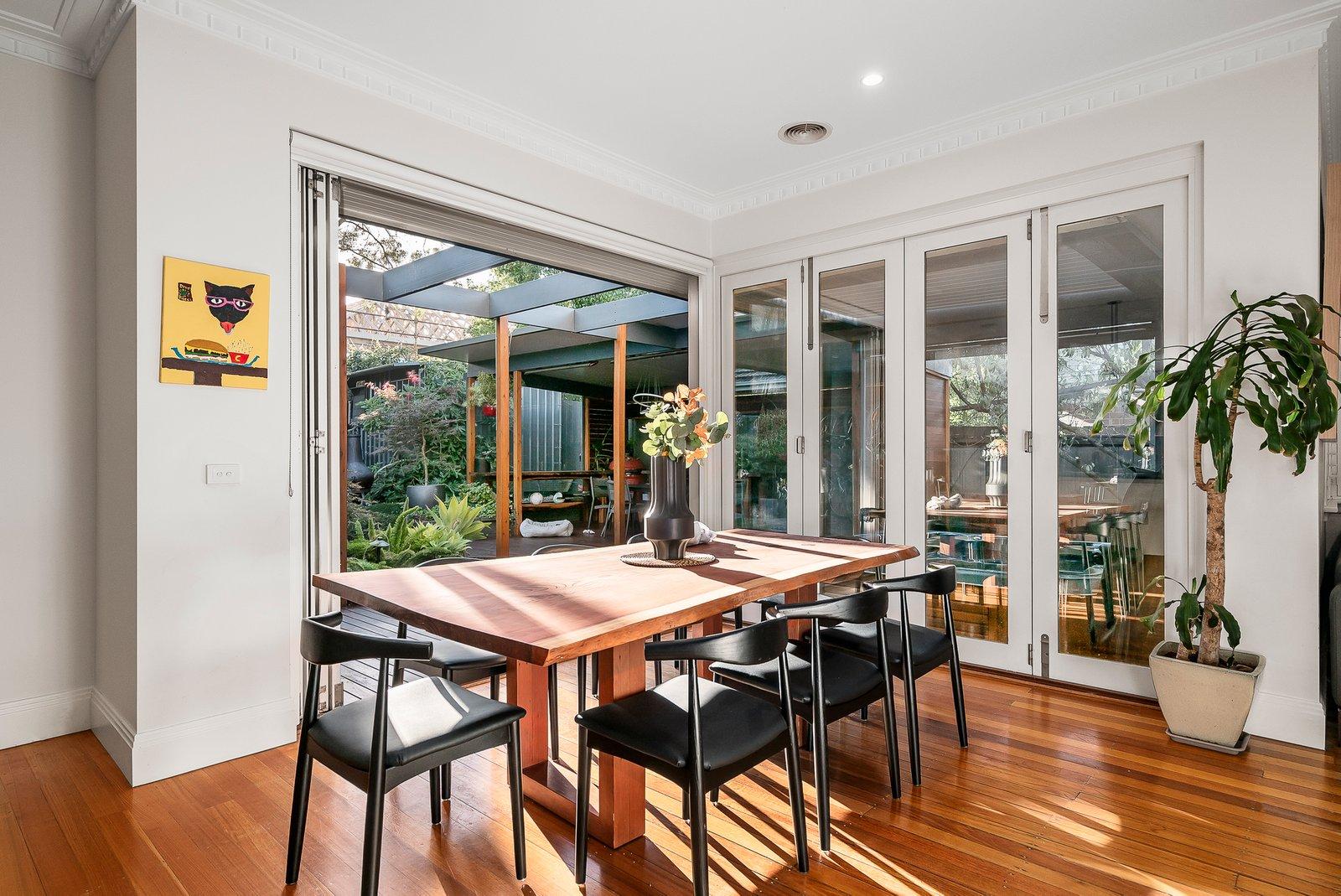 30 Cairnes Crescent, Malvern East, 3145