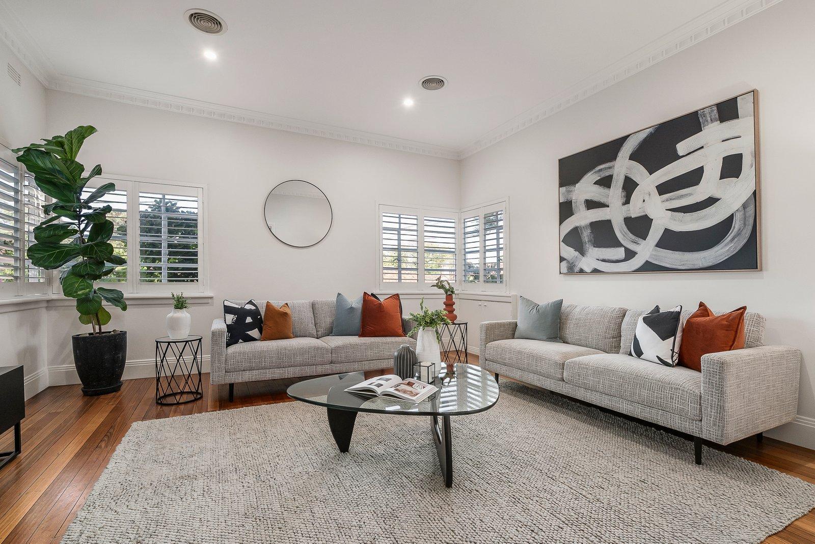 30 Cairnes Crescent, Malvern East, 3145