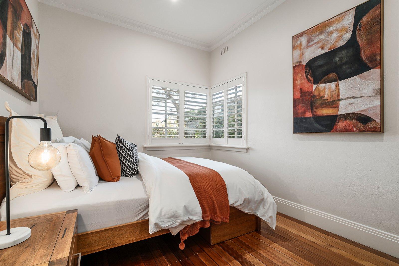 30 Cairnes Crescent, Malvern East, 3145