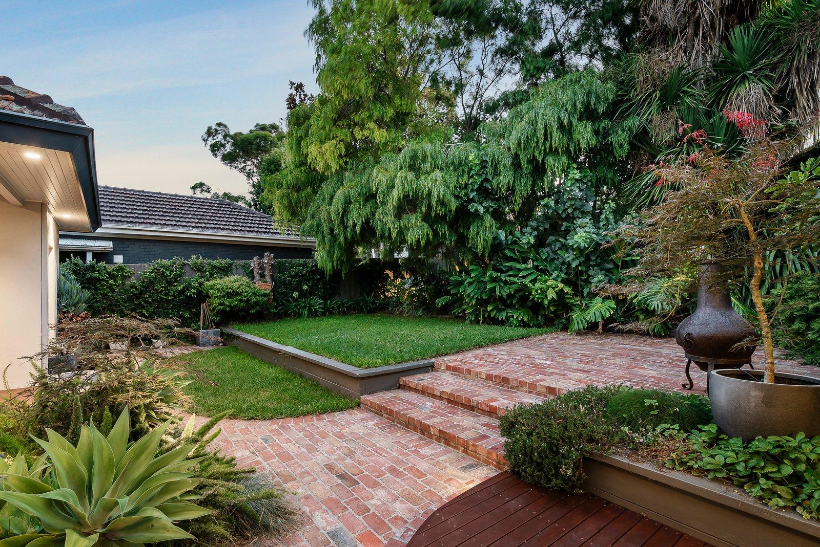 30 Cairnes Crescent, Malvern East, 3145